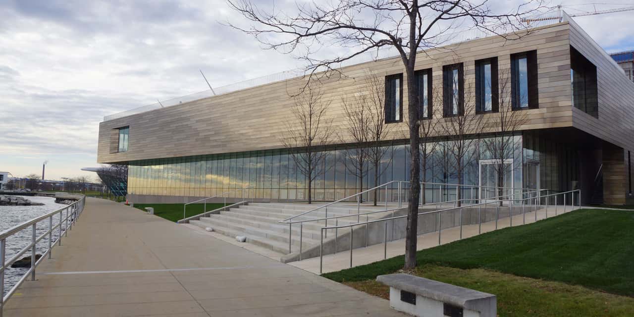 Reimagined Milwaukee Art Museum Opens