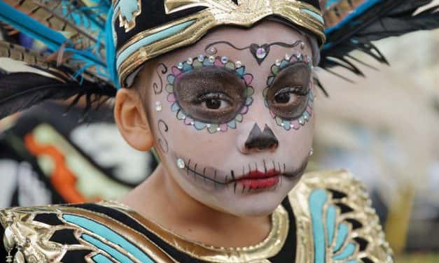 Photo Essay: Milwaukee celebrates Día de los Muertos