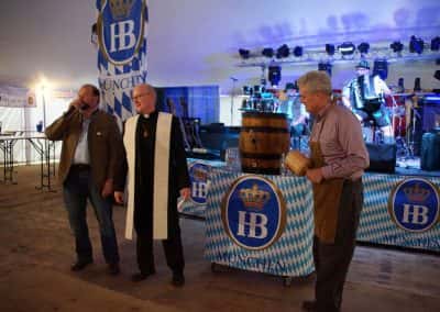 092916_octoberfest_album_17