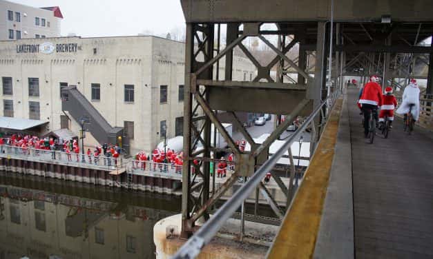 Photo Essay: Santa Cycle Rampage rolls into town