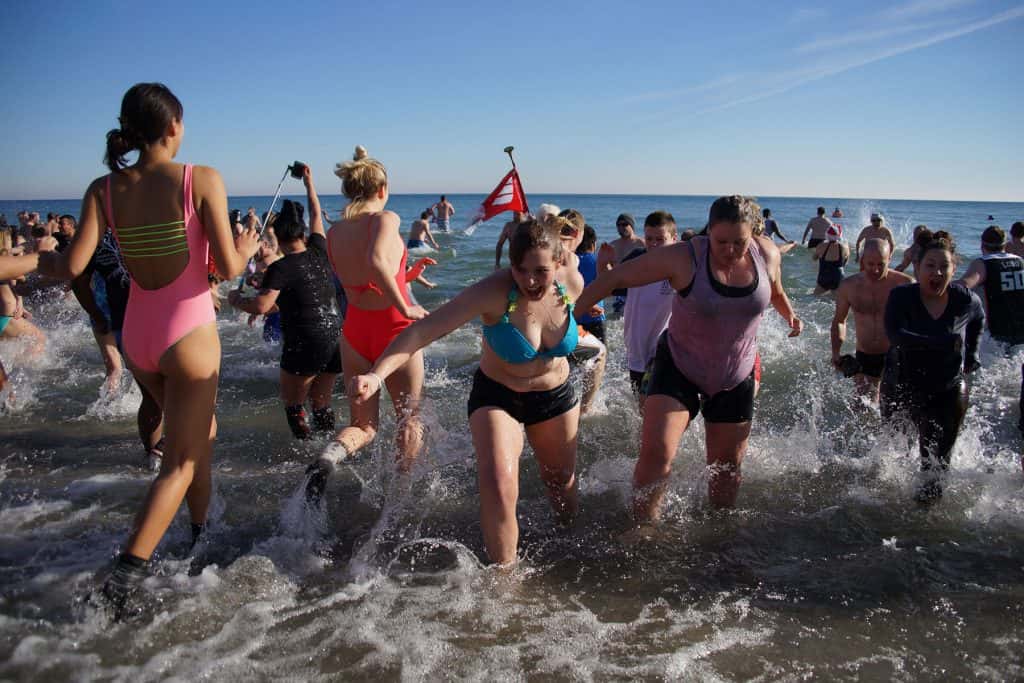 00_010117_polarplunge_1211