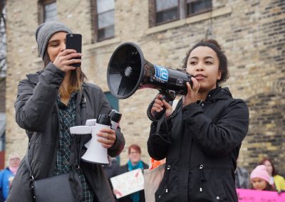 102117_womenmarchmke_0474p