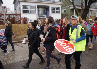 102117_womenmarchmke_0959p