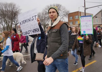 102117_womenmarchmke_1002p