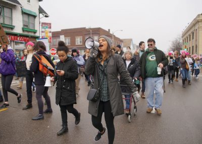 102117_womenmarchmke_1240p