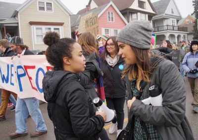 102117_womenmarchmke_1264p