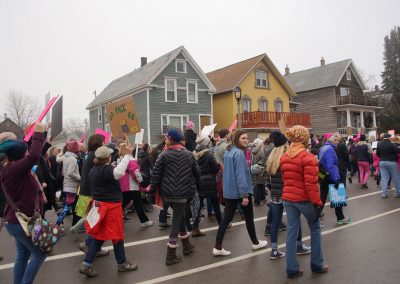 102117_womenmarchmke_1386p