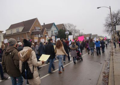 102117_womenmarchmke_1431p