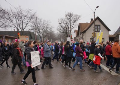 102117_womenmarchmke_1452p