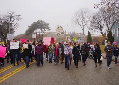 102117_womenmarchmke_2029p