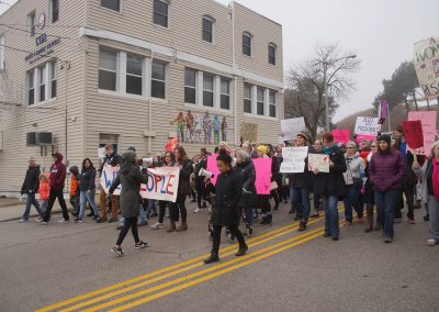 102117_womenmarchmke_2038p