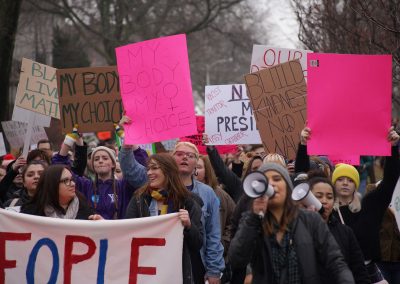 102117_womenmarchmke_2377p