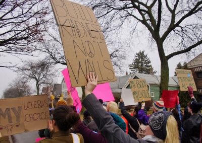 102117_womenmarchmke_2610p