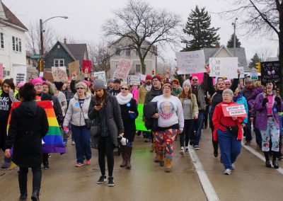 102117_womenmarchmke_2698p