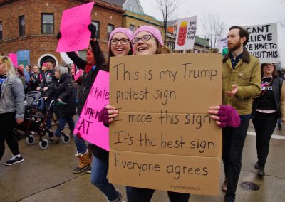 102117_womenmarchmke_2805p