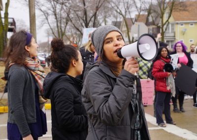 102117_womenmarchmke_2833p