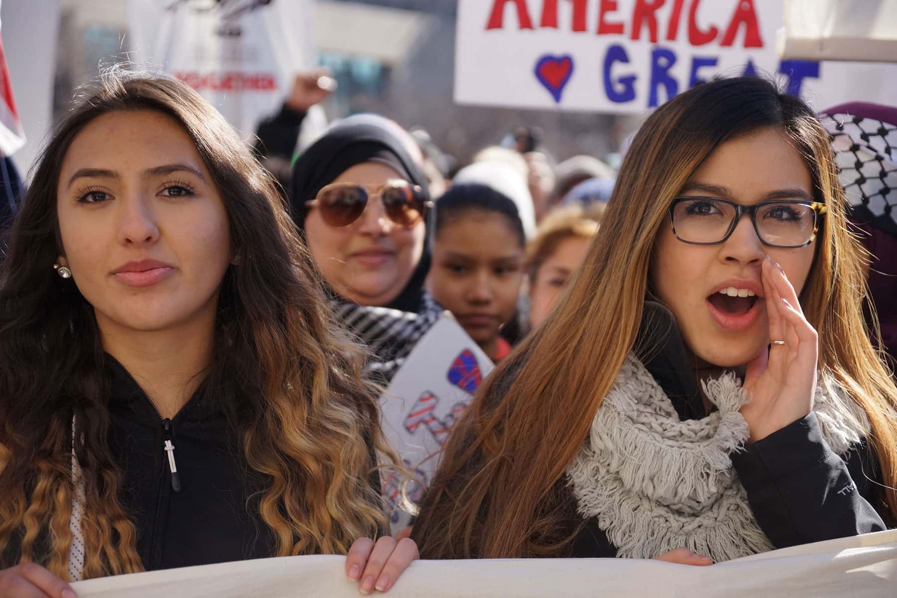 30000 March Against Sheriff Clarkes Immigration Crackdown Milwaukee Independent 