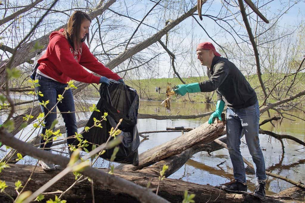 00_042217_riverkeepers_0316