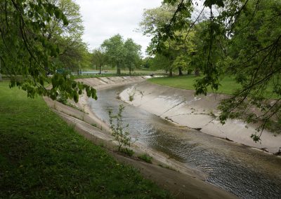 052117_kinnickinnicriverwalk_3836