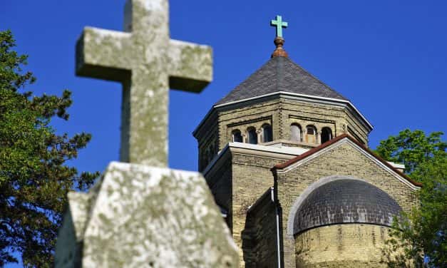 Friends of Calvary Cemetery work to save a Milwaukee treasure