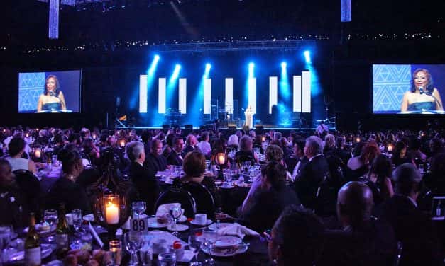 Ceremonial changing of the guard at Urban League’s Black & White Ball