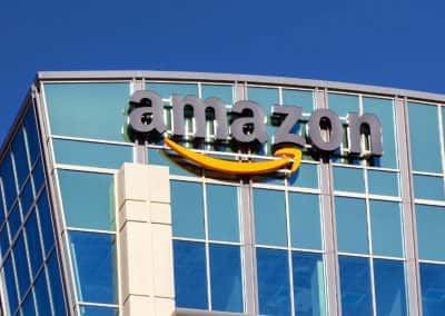 02_amazonbuildingsign_01