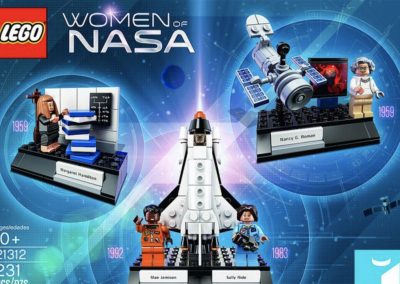 legospacewomenset_08