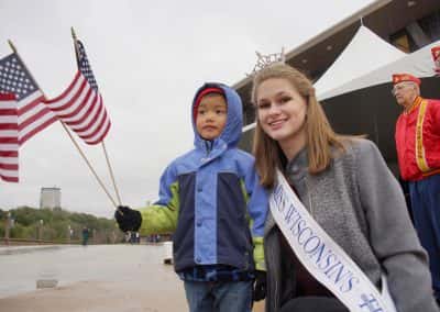 110417_veteransdayparade_1058