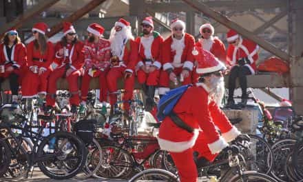 Annual Santa Cycle Rampage fills Milwaukee streets with St. Nick and friends