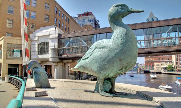Milwaukee RiverWalk District to present 2018 Gertie Awards at annual meeting
