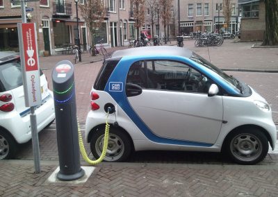 electricvehiclechargingphoto_003