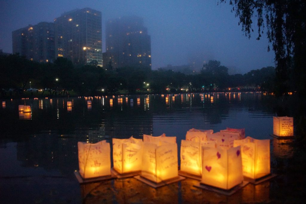 00_060918_waterlanternfestival_0931