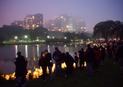 04_060918_waterlanternfestival_1243