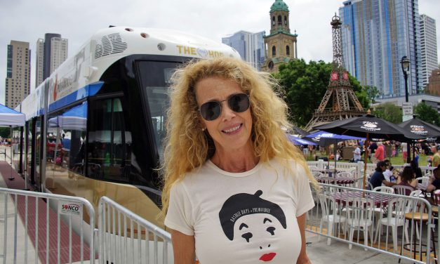 Milwaukee Streetcar makes special appearance at Cathedral Square for Bastille Days