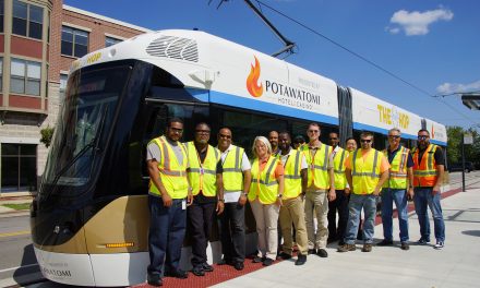 First crew of the Milwaukee Streetcar takes full-route daylight test drive