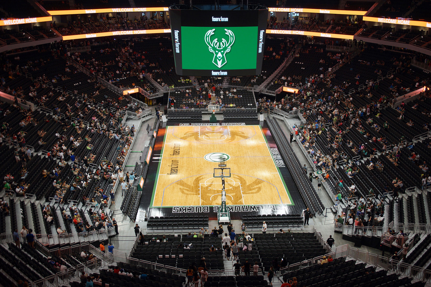 Fiserv Forum Arena, Milwaukee Bucks, Basketball Editorial Stock Image -  Image of basketball, milwaukee: 172424554