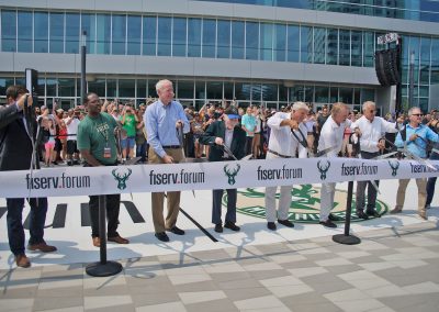 082618_fiservribboncutting_1500