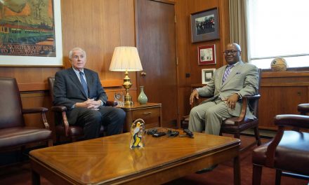 Sheriff-elect Earnell Lucas meets with Mayor Tom Barrett about new era of cooperation