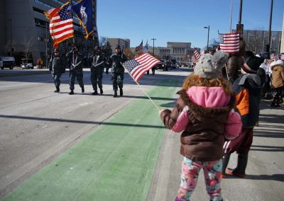 111018_veteransdayparade_0934