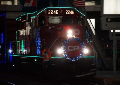 120618_cpholidaytrain_0326