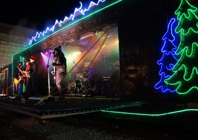 120618_cpholidaytrain_0470