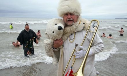 Lake Michigan’s freezing waves wallop participants at 2019 Polar Bear Plunge