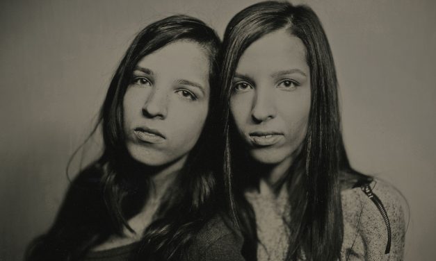Twins and Tintype: Millennials trade selfies for Civil War era imagery