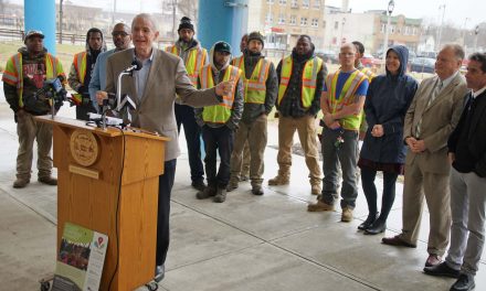 Lindsay Heights honored as Milwaukee’s first “Eco-Neighborhood” tour designation