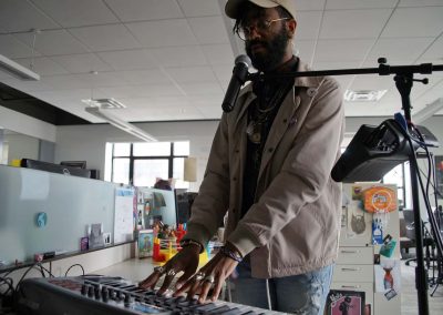 033019_tinydesk_1955