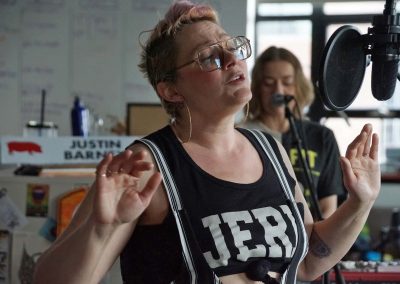 033019_tinydesk_2136