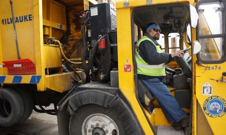 Milwaukee’s annual “Project Clean & Green” returns to collect oversized garbage for free