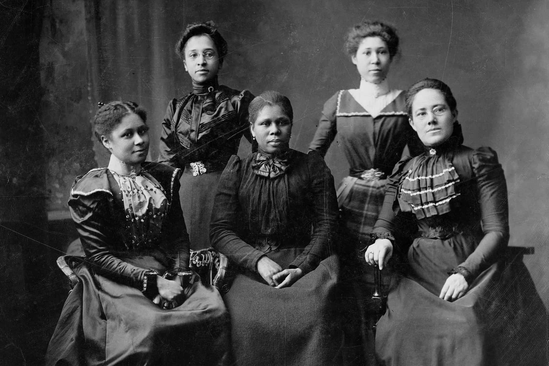 http://www.milwaukeeindependent.com/wp-content/uploads/2019/06/blackwomensuffragephoto.jpg