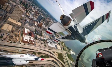 Wisconsin native performs aerobatic maneuvers in F-16 above Milwaukee skyline with Thunderbirds team