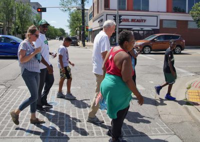 080919_mayorwalkbronzeville_1400